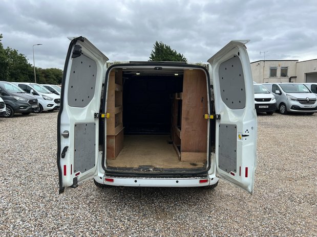 Ford Transit Custom SWB L1H1 Sport 155 Tdci Air Alloy Nav 1 OWNER NO VAT 10