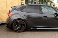 Cupra Born V3 8