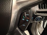 Ford Focus 1.0T EcoBoost Zetec Euro 5 (s/s) 5dr 16