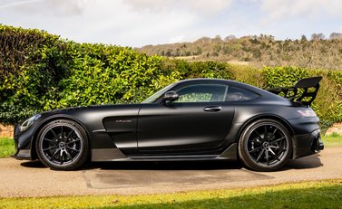Mercedes-Benz Amg GT BLACK SERIES 3