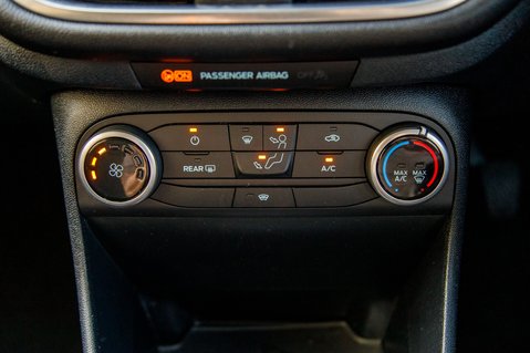 Ford Fiesta TITANIUM MHEV 28