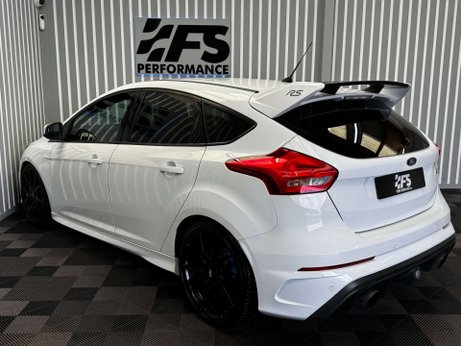 Ford Focus 2.3T EcoBoost RS Hatchback 5dr Petrol Manual AWD Euro 6 (s/s) (350 ps) 23