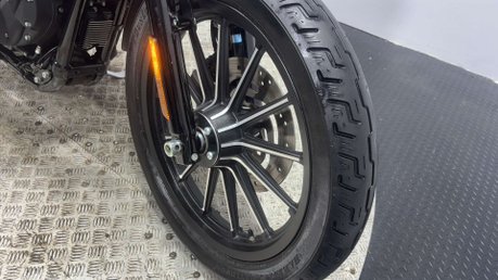 Harley-Davidson Sportster 883 IRON 2010 ONLY 4K NEW MOT SERVICED VERY CLEAN CRUISER BIKE 883CC 39