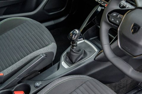 Peugeot 2008 PURETECH S/S ACTIVE 26