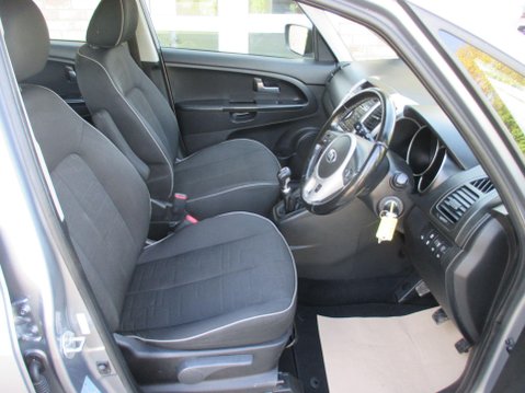 Kia Venga 1.6 2 Euro 6 (s/s) 5dr 37