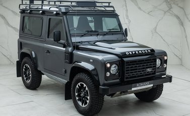Land Rover Defender 90 ADVENTURE 11