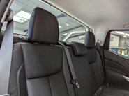 Nissan Navara 2.3 Navara Tekna dCi 4WD 5dr 59