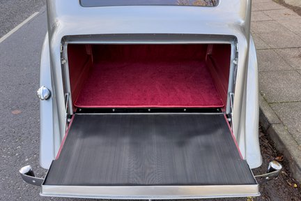 Alvis 4.3 Litre SA 'Pillarless' Saloon by Vanden Plas 23