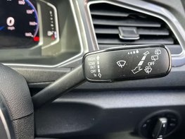 Volkswagen T-Roc 1.5 T-Roc R-Line TSi Evo Semi-Auto 5dr 64