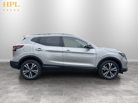 Nissan Qashqai 1.3 DIG-T N-Connecta SUV 5dr Petrol DCT Auto Euro 6 (s/s) (160 ps) 8