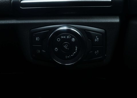 Ford Mondeo 2.0 Mondeo Titanium Edition HEV Auto 5dr 38