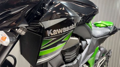 Kawasaki Z 2015 ONLY 8K STUNNING EXAMPLE LONG MOT 800CC NAKED 2