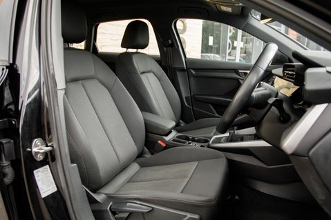 Audi A3 SPORTBACK TFSI TECHNIK 35