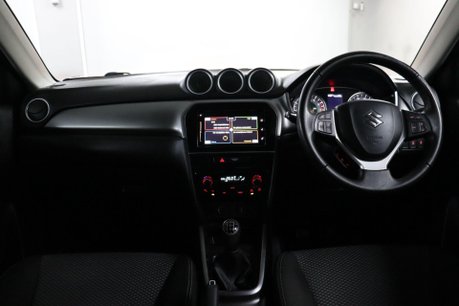 Suzuki Vitara SZ-T BOOSTERJET 40