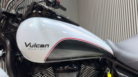 Kawasaki Vulcan 900 VN 2016 ONLY 2K NEW MOT LIGHTWEIGHT CRUISER A2 BIKE 17