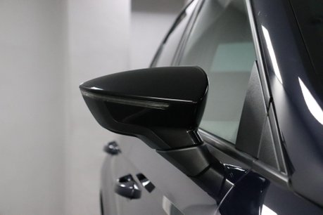 SEAT Ibiza TSI FR 33