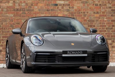 Porsche 911 Carrera 4S (992)