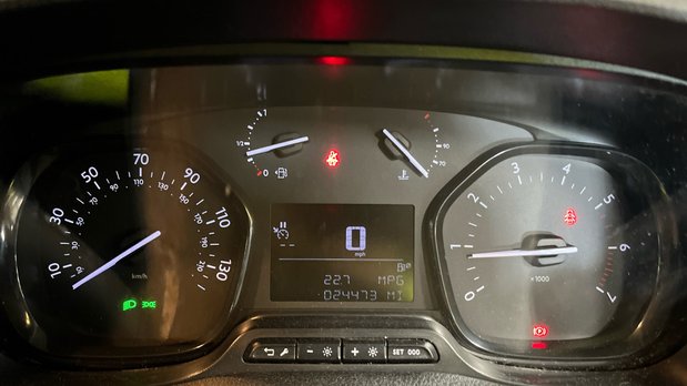 Vauxhall Vivaro SWB L1H1 Low Roof Prime 2700 Air Con Sensors EURO 6 10