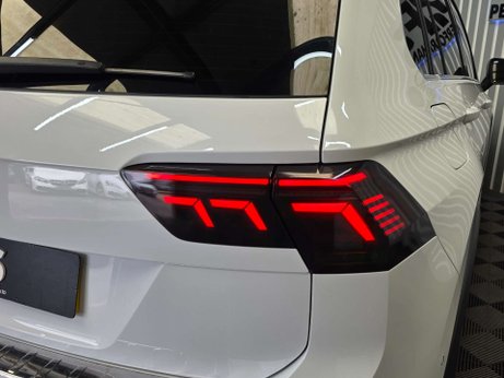 Volkswagen Tiguan 2.0 TSI R SUV 5dr Petrol DSG 4Motion Euro 6 (s/s) (320 ps) 29