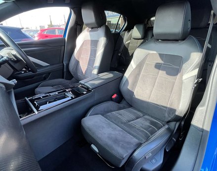 Vauxhall Astra 1.2 Astra Ultimate Turbo Auto 5dr 64