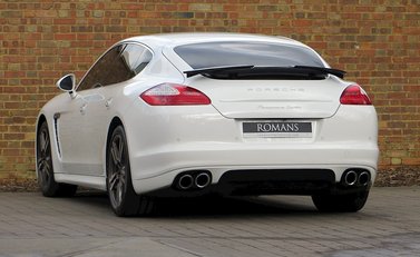 Porsche Panamera Turbo 6