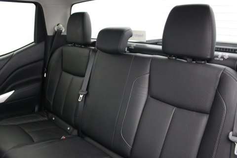 Nissan Navara Double Cab 2.3 dCi Tekna Pickup 4WD Euro 6 11