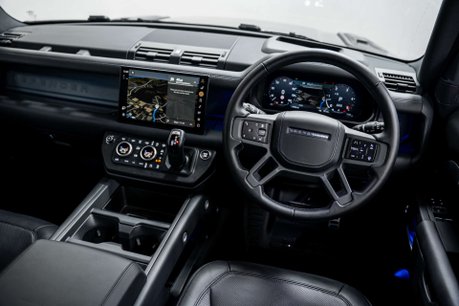Land Rover Defender 3.0 D350 MHEV X-Dynamic HSE SUV 3dr Diesel Auto 4WD Euro 6 (s/s) (350 ps) 26