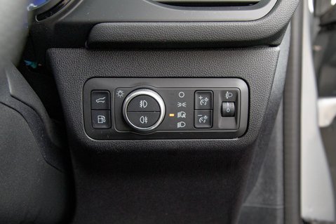 Ford Kuga ST-LINE X EDITION 12