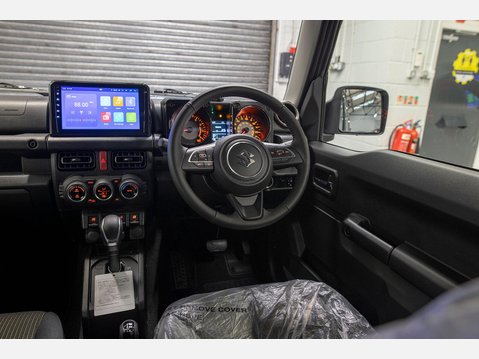 Suzuki Jimny Sierra ALLGrip SUV 1.5 Euro 6 (101 ps) 34