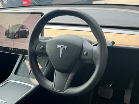 Tesla Model Y (Dual Motor) Long Range SUV 5dr Electric Auto 4WDE (384 bhp) 11