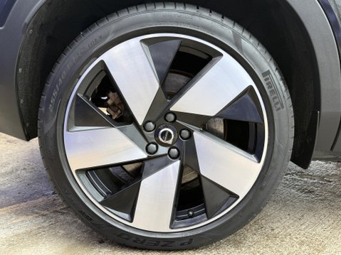 Volvo XC40 Recharge 69kWh Ultimate SUV 5dr Electric Auto (231 ps) 15
