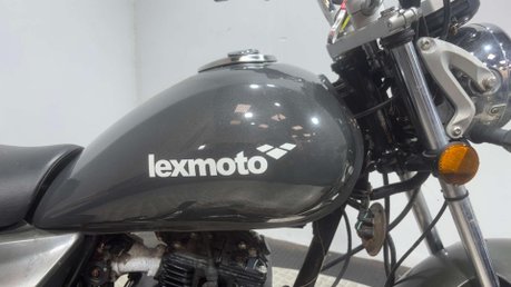 Lexmoto ZSB 2023 PROJECT BIKE SPARES OR REPAIR 125CC LEARNER BIKE 23