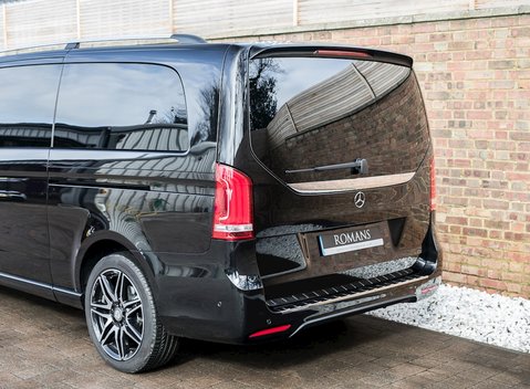 Mercedes-Benz V Class D AMG Line (Extra Long) 9
