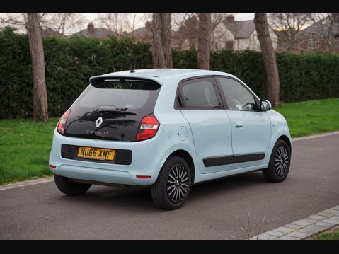 Renault Twingo 1.0 SCe Play Euro 6 5dr 14