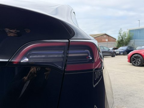 Tesla Model Y SUV 5dr Electric Auto RWD (346 ps) 19