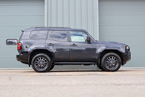 Toyota Land Cruiser 2026 COMMERCIAL hybrid REAR OEM SEAT STYLED BY SEEKER  11