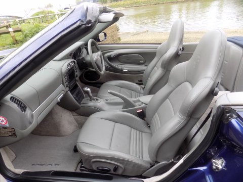 Porsche 911 (996) Carrera 4 Cabriolet 71