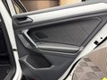 Volkswagen Tiguan 2.0 TDI SE Navigation 4Motion Euro 6 (s/s) 5dr 37