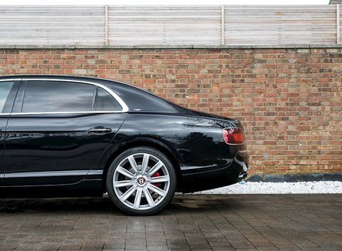 Bentley Flying Spur V8 S Mulliner 30