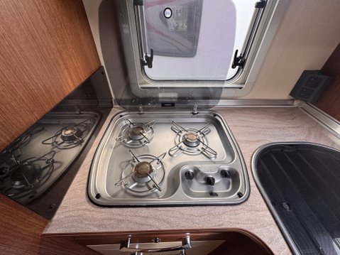 Burstner Aviano i727 15