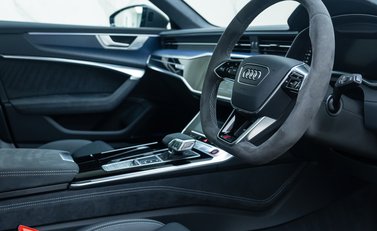 Audi RS6 AVANT PERFORMANCE CARBON VORSPRUNG 14