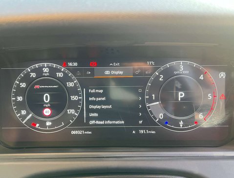 Land Rover Range Rover Velar 3.0 Range Rover Velar R-Dynamic HSE D300 Auto 4WD 5dr 15