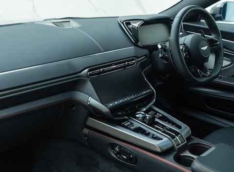 Aston Martin Vanquish V12 20