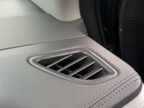 Hyundai IONIQ 38.3kWh Premium SE Auto 5dr 80