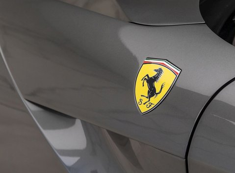 Ferrari F12 Berlinetta 24