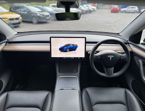 Tesla Model Y ModeL Y Long Range AWD 4WD 5dr 17