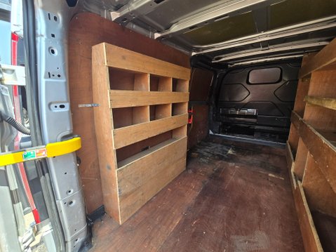 Ford Transit Custom 300 LIMITED P/V L2 H1 9