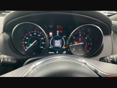 Jaguar XE 2.0 XE R-Sport D Auto 4dr 17
