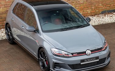 Volkswagen Golf GTI TCR 8
