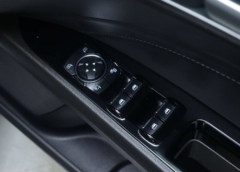 Ford Mondeo 2.0 Mondeo Titanium Edition HEV Auto 5dr 40